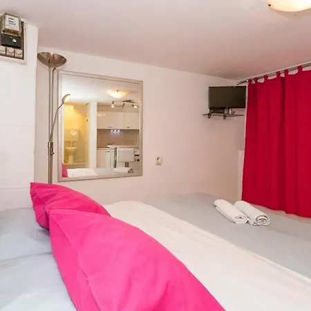 Apartment Modern And Practical In The Heart Of