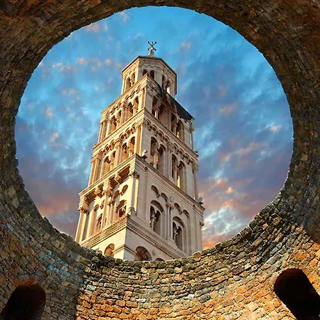 Apartment Modern And Practical In The Heart Of Split